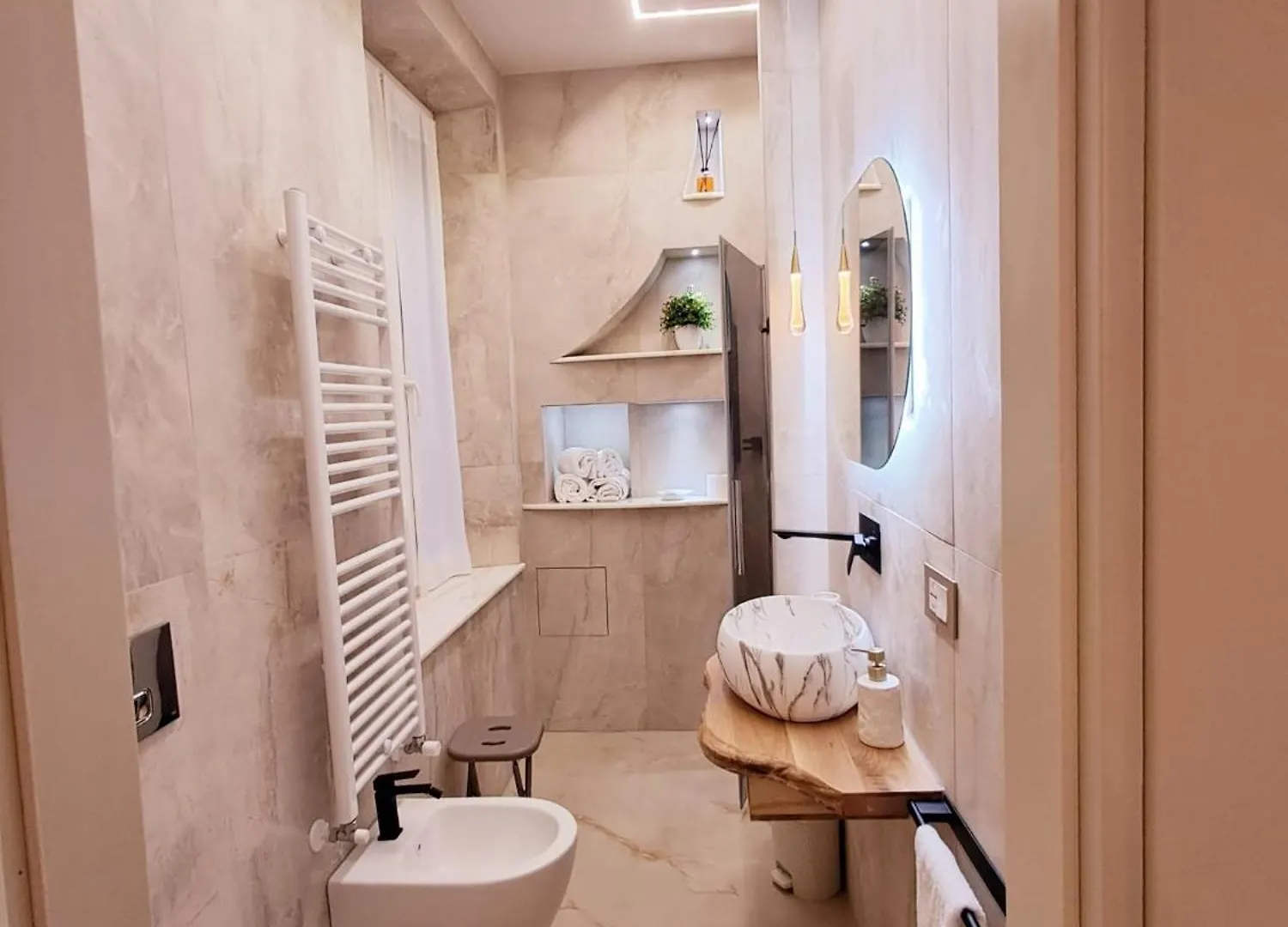 Affittacamere Hotel Frem Lord La Spezia
